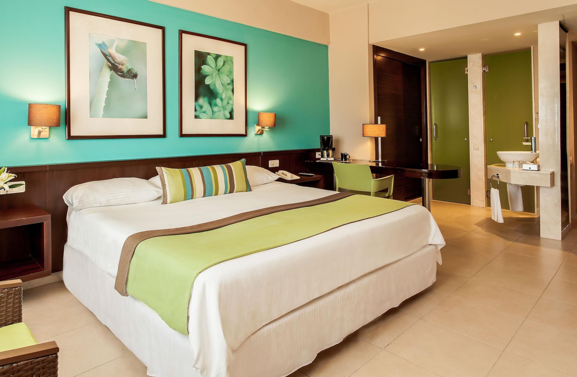 Standard Double Room with Extra Bed