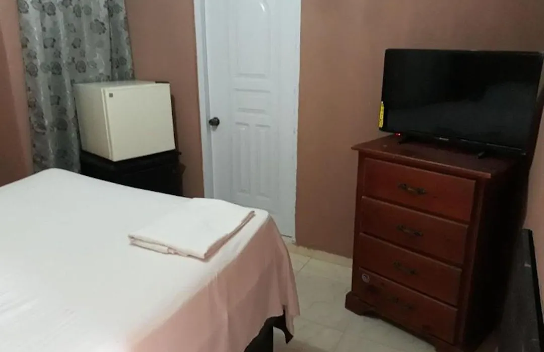 Apartahotel Next Nivel - Queen Room With Fan-1